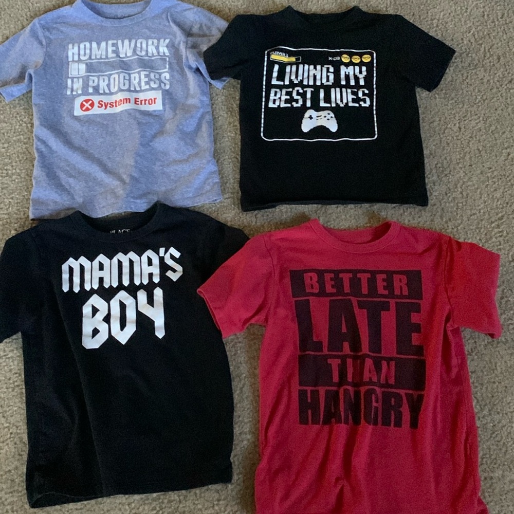 Boys children’s place graphic T-shirt bundle size small 5/6